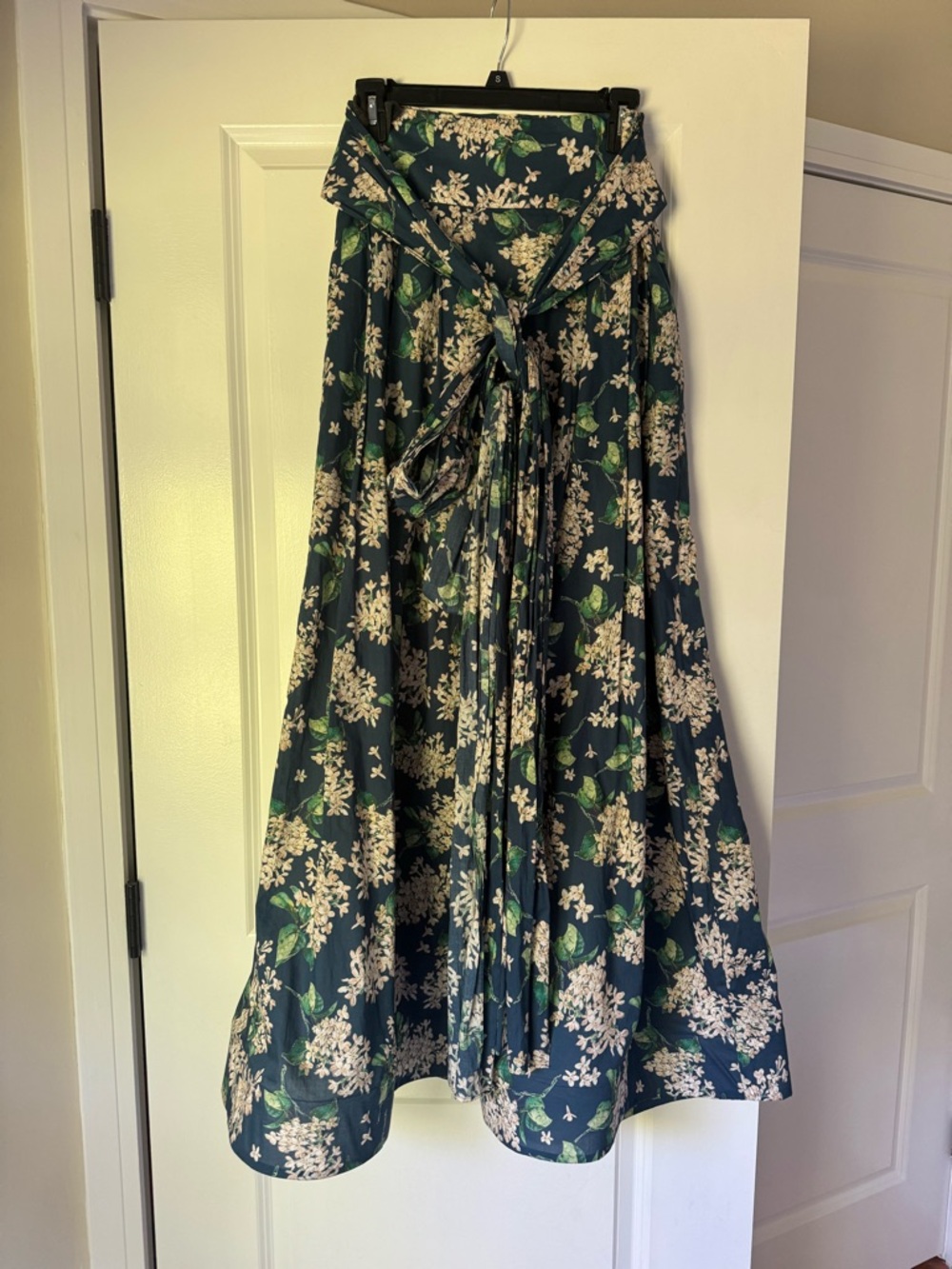 Danielle Rollins Anthropologie Sz 4 Maxi Skirt with Tie Waist – Green Floral